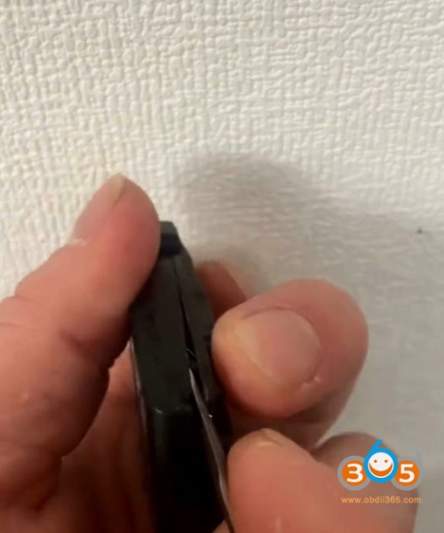How to Disassemble Buick GL8/ Envision Shark fin Style Smart Key Shell?