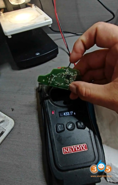 How to Disassemble Buick GL8/ Envision Shark fin Style Smart Key Shell?