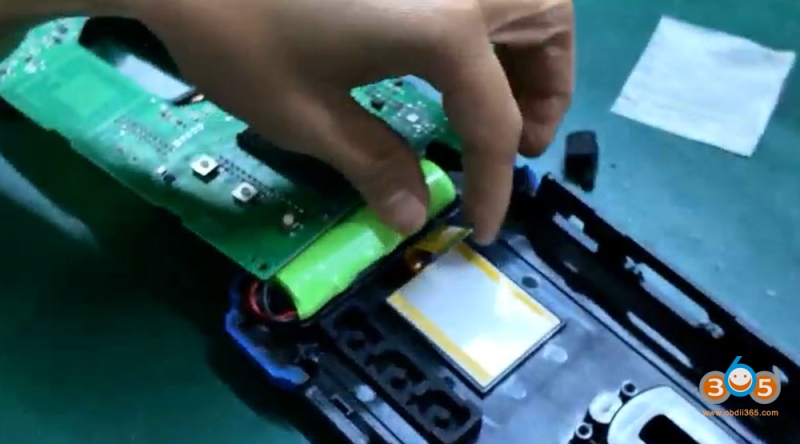 Keydiy KD-X4 Small Screen Replacement Guide