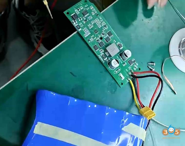 How to Solve 2M2 Tank 2 Pro Battery Charge Failed Problem?