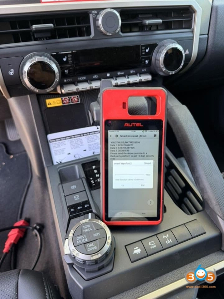 Program Toyota Tacoma 2026 All Keys Lost by Autel KM100