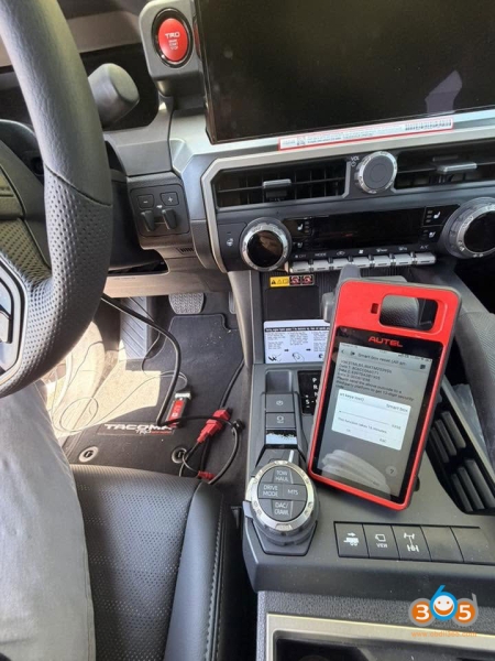 Program Toyota Tacoma 2026 All Keys Lost by Autel KM100