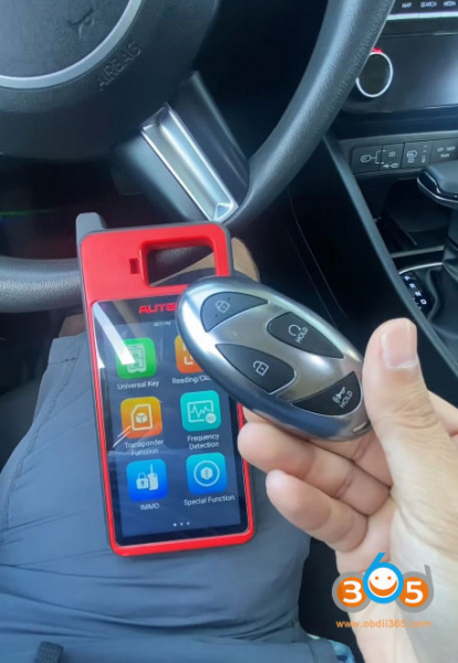 Program 2025 Hyundai Tucson Smart Key with Autel KM100