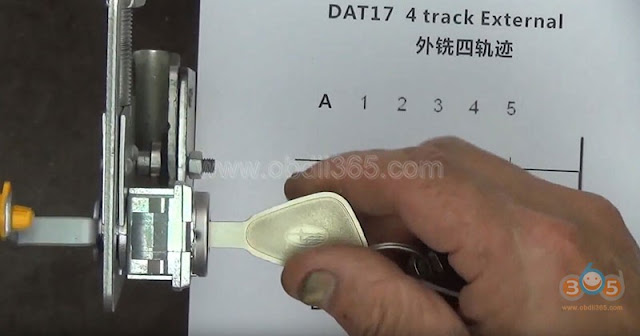 lishi-dat17-for-subaru-2