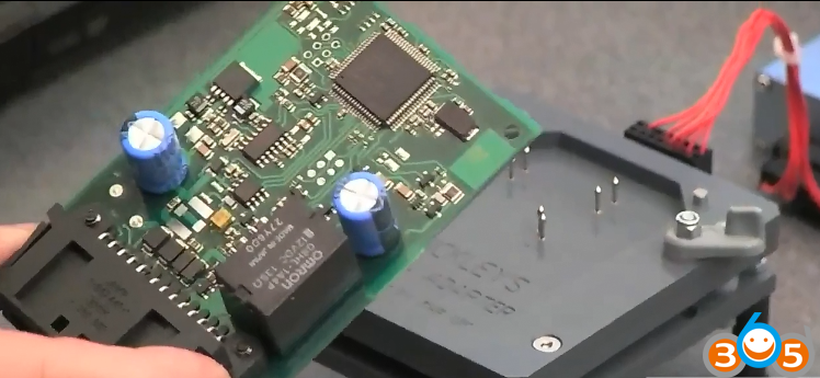 r270-ews4-key-1