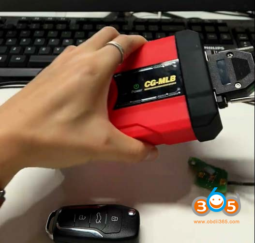 add-mqb48-key-with-cgdi-mlb-tool-4