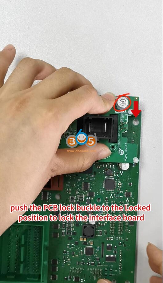 Install 2023/2024 Volvo SPC5748C CEM Interface Board 7