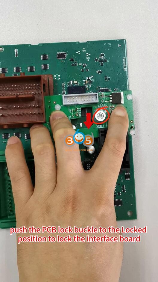 Install 2023/2024 Volvo SPC5748G CEM Interface Board 7
